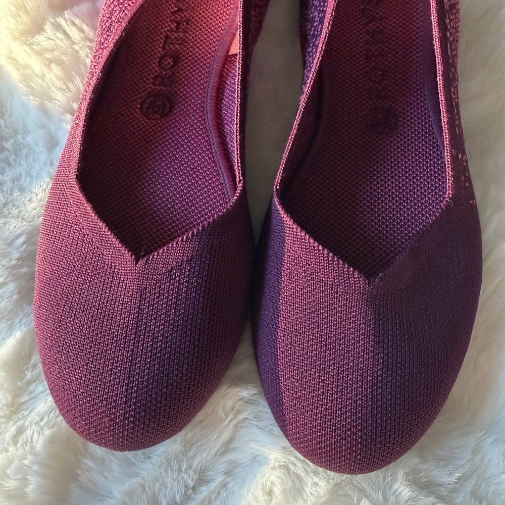 Rothys Retired Fig Python Flats Rubber Size 11 - image 7